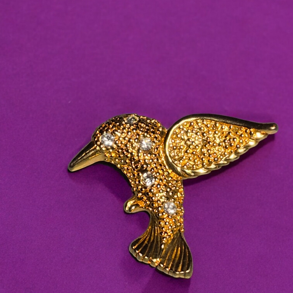 Vintage Gold Tone Rhinestone Hummingbird Brooch - Picture 3 of 6